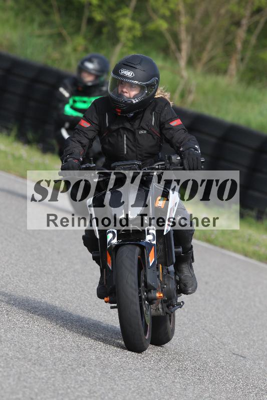 Archiv-2025/10 23.04.2025 Cornu Master School ADR/gruen-vert/25